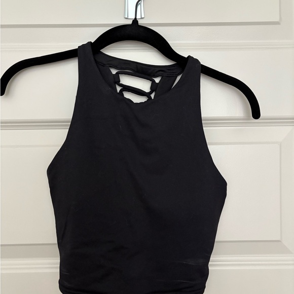 ALO Yoga Black Crop Top - Picture 1 of 2